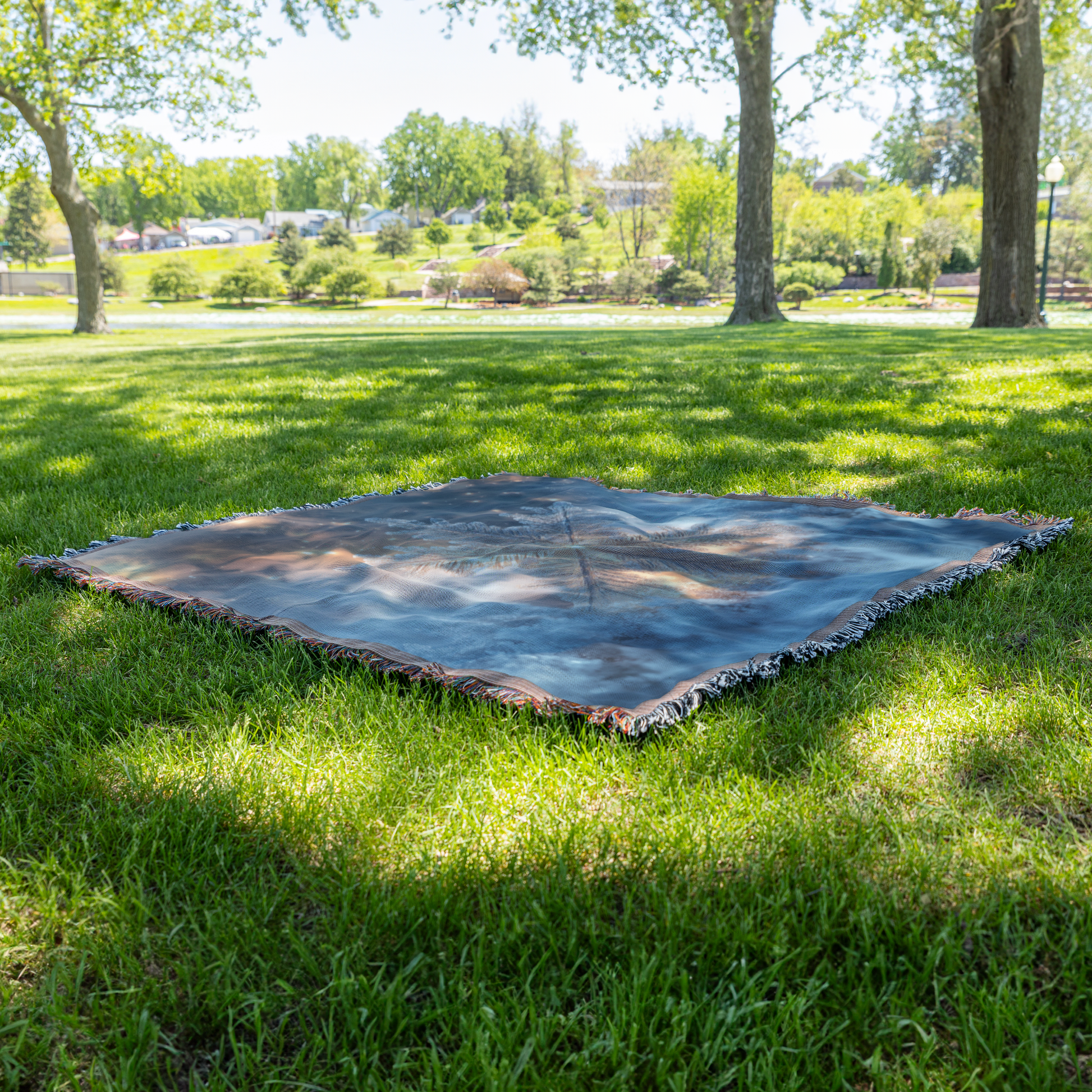 Frosty_Snowflake_Woven_Throw_Blanket_Whi_Grass_H_Mockup.png